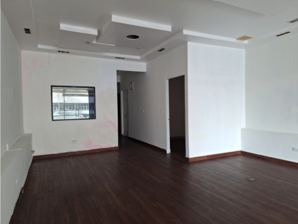 Alquiler de Local Comercial en Plaza Liberty — foto 2