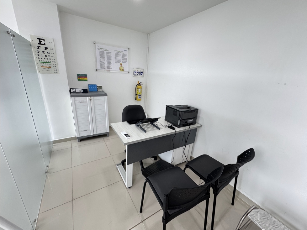 EN VENTA CONSULTORIO/OFICINA EN FUNDADORES ARMENIA — foto 2