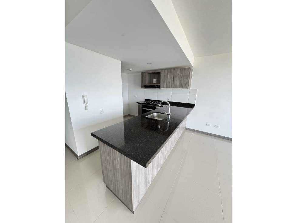 SE VENDE APARTAMENTO EN LA AVENIDA CENTENARIO — foto 2