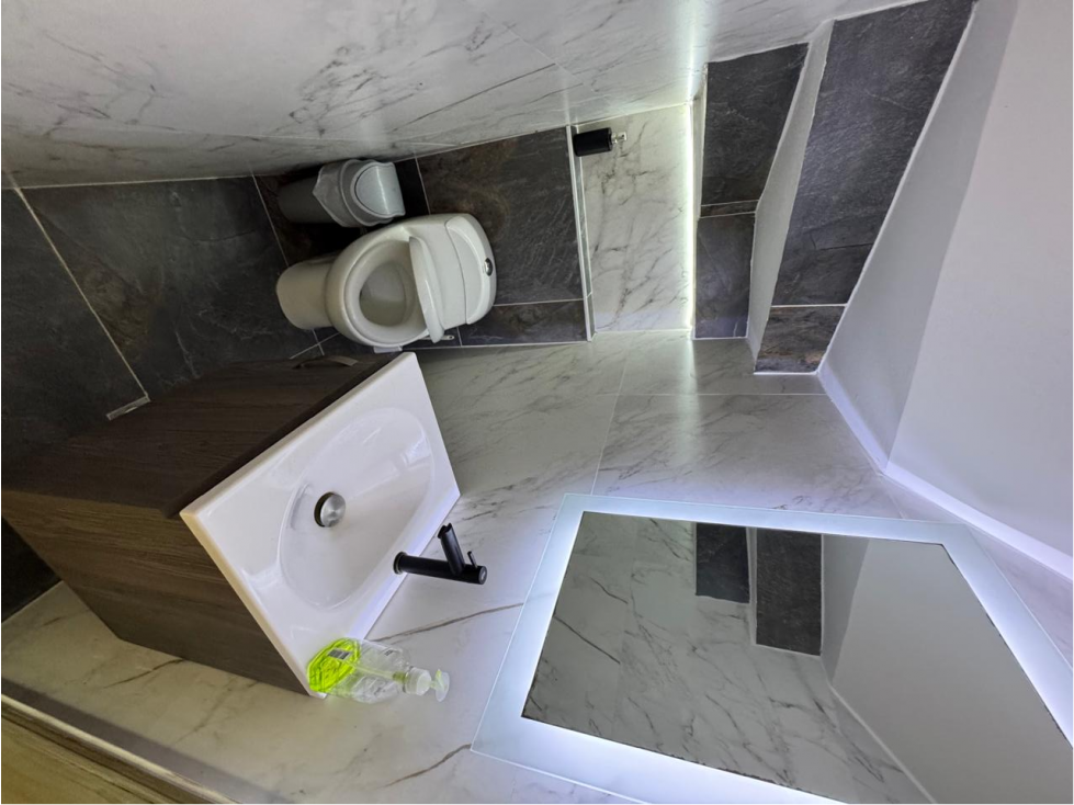 SE VENDE CASA EN LA CARRERA 19 NORTE ARMENIA QUINDIO CON PATIO AMPLIO — foto 3