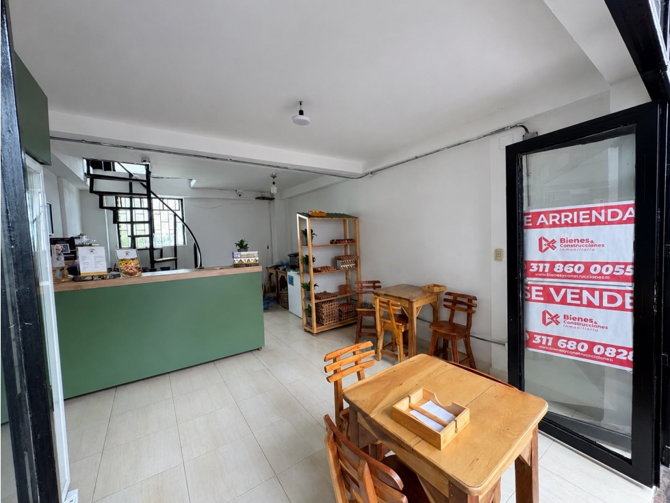 LOCAL COMERCIAL EN RENTA SOBRE LA AVENIDA BOLÍVAR