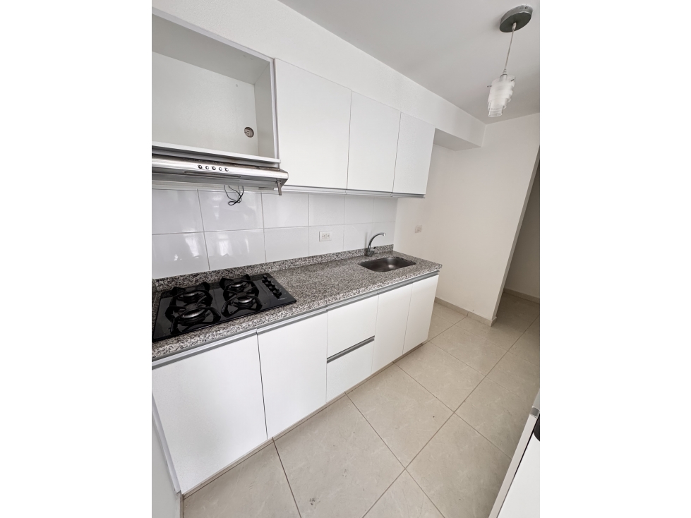 SE VENDE APARTAMENTO POR EL SECTOR DEL COLISEO DEL CAFE — foto 3