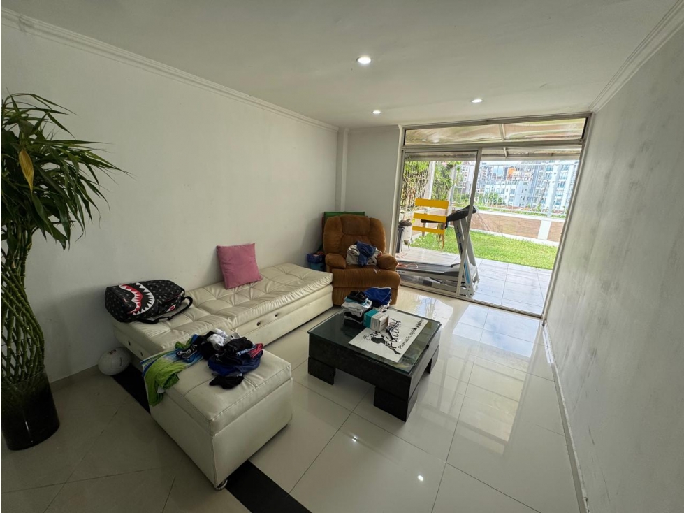 SE VENDE CASA EN LA CARRERA 19 NORTE ARMENIA QUINDIO CON PATIO AMPLIO — foto 2