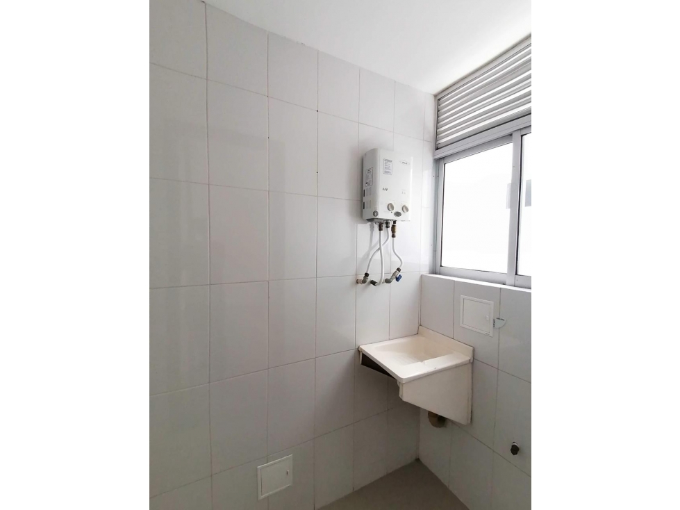 SE ARRIENDA APARTAMENTO DE 3 HAB CRA.19 NORTE DE ARMENIA - 6
