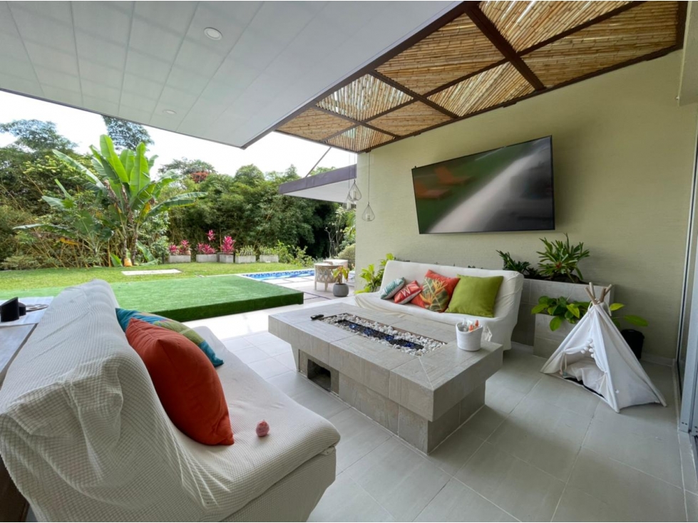 SE VENDE HERMOSA CASA CAMPESTRE VIA EL CAIMO AL EDEN — foto 2