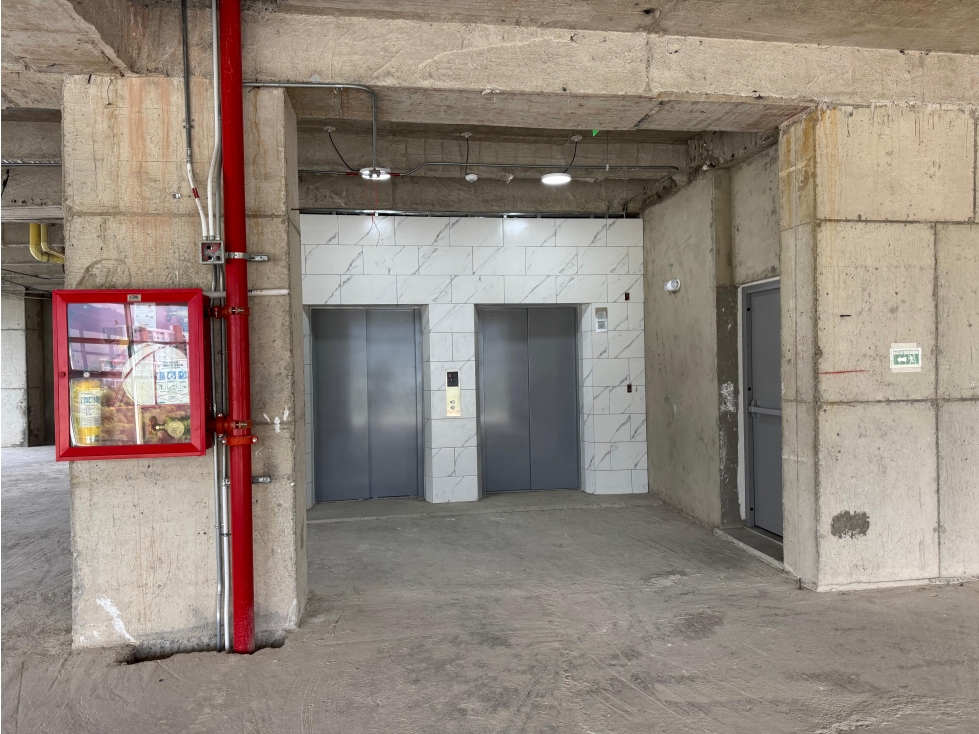 SE RENTA LOCAL PISO COMPLETO UBICADO EN MEDICENTRO ARMENIA — foto 2