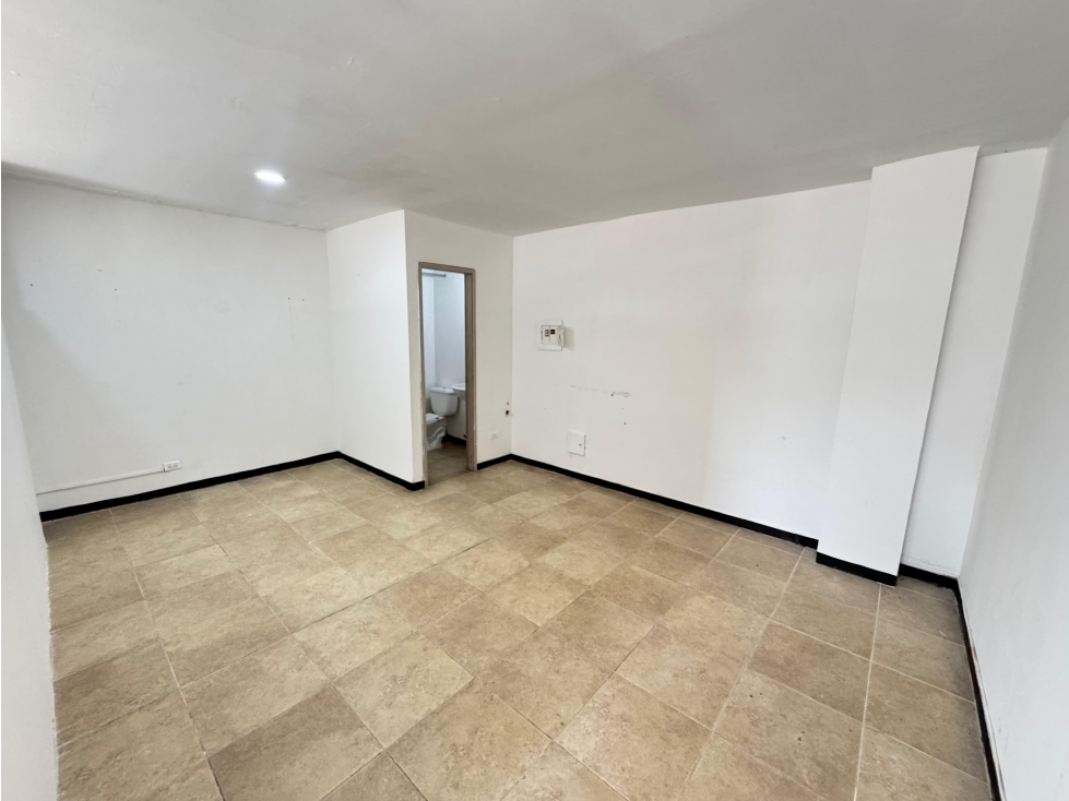 SE VENDE LOCAL EN EDIFICIO ENTRE PARQUES — foto 6