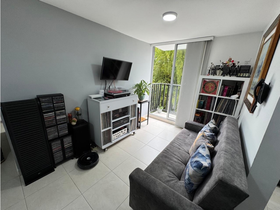 SE VENDE APARTAMENTO EN SECTOR DEL COLISEO DEL CAFE