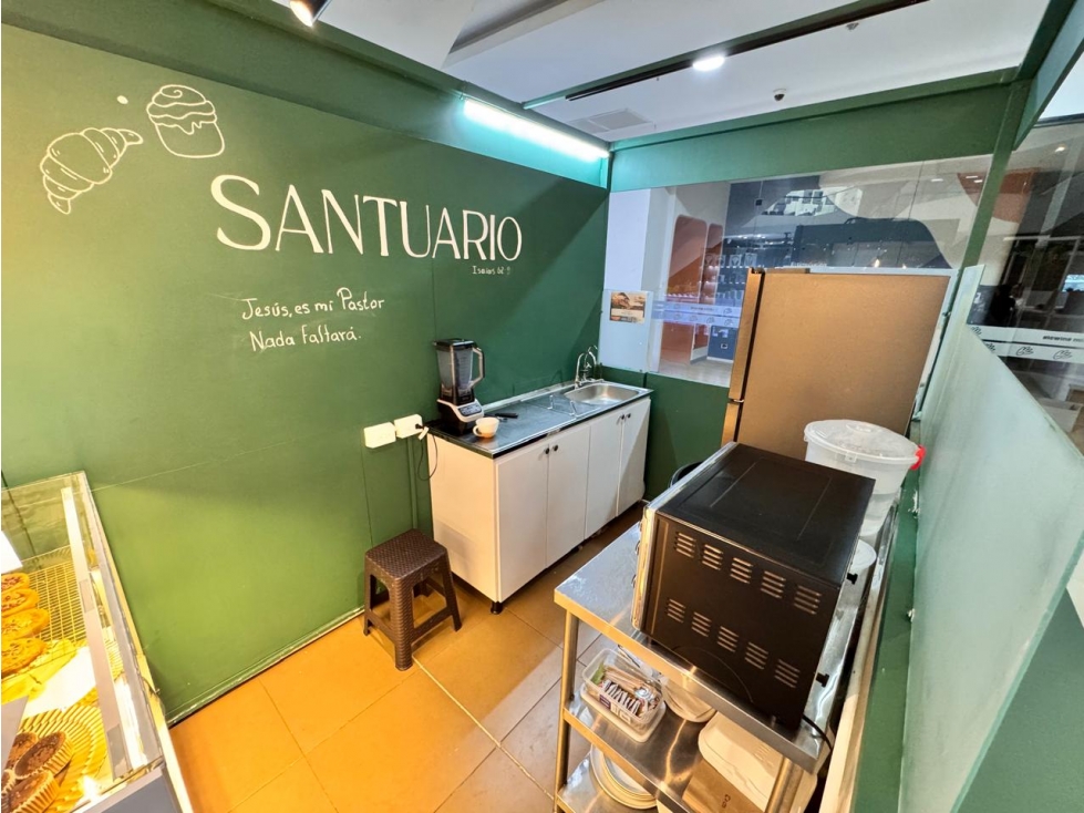 SE RENTA LOCAL COMERCIAL, BURBUJA EN EL CENTRO COMERCIAL MOCAWA — foto 2