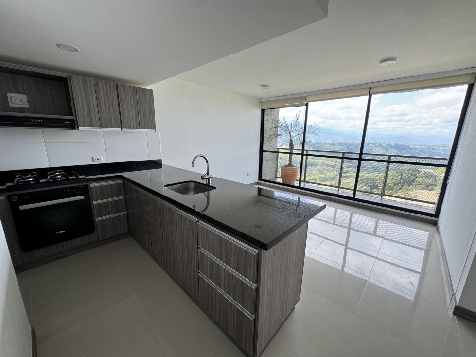 SE VENDE APARTAMENTO EN LA AVENIDA CENTENARIO