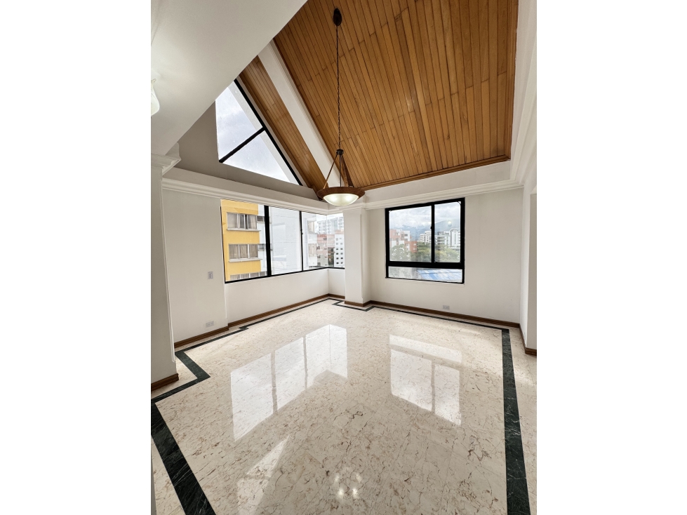 SE VENDE APARTAMENTO Y PENTHOUSE EN LA CARRERA 14 NORTE — foto 2