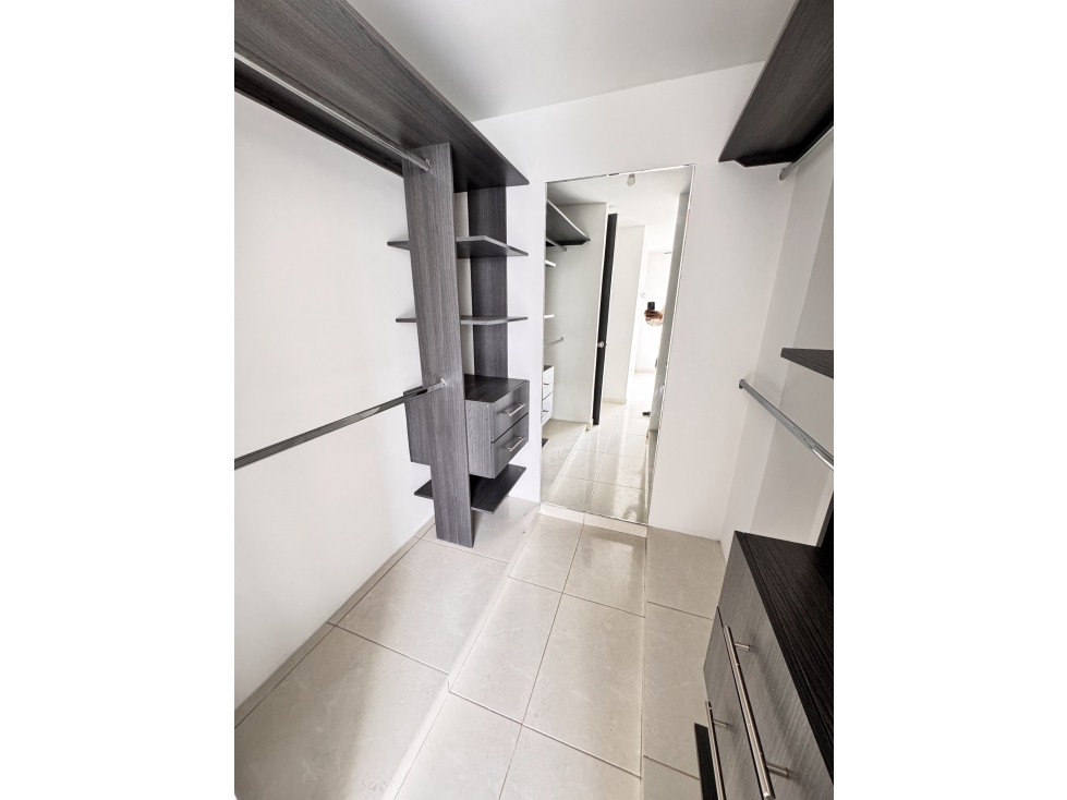 SE VENDE APARTAMENTO POR EL SECTOR DEL COLISEO DEL CAFE — foto 6