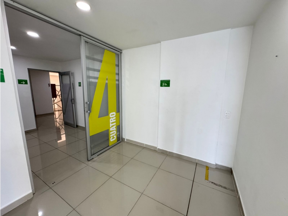 SE RENTA CONSULTORIO EN FUNDADORES NORTE, ARMENIA — foto 2