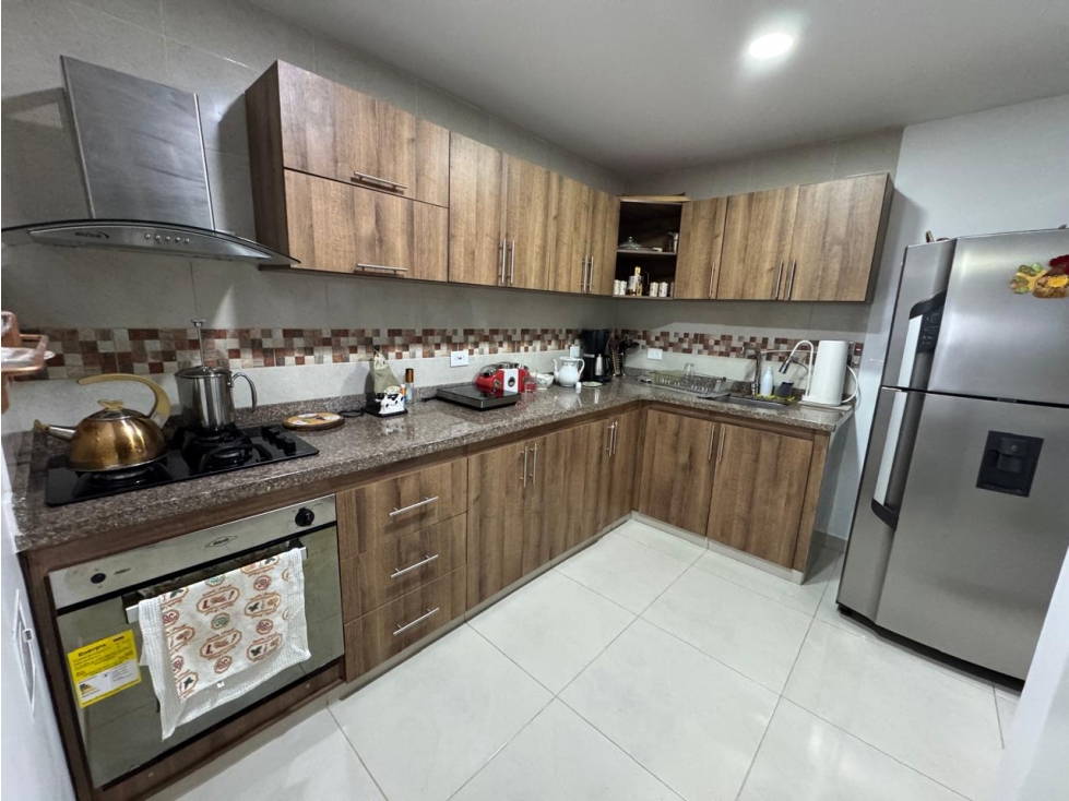 CASA EN VENTA EN CONJUNTO CERRADO SOBRE LA AVENIDA CENTENARIO NORTE — foto 6