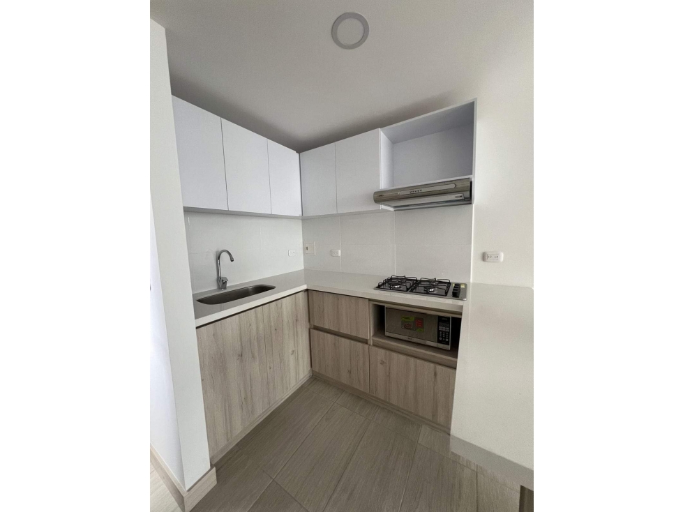 SE RENTA APARTAESTUDIO UBICADO EN FUNDADORES NORTE DE ARMENIA — foto 2