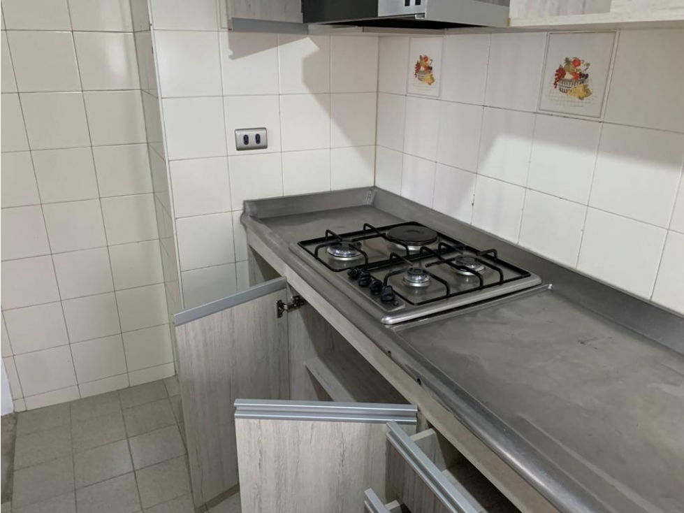 SE VENDE HERMOSO APARTAMENTO EN EL SECTOR DEL BARRIO GALAN — foto 4