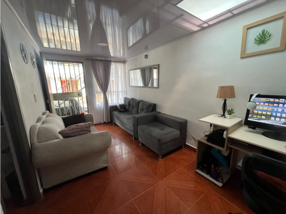 SE VENDE CASA EN EL BARRIO QUINTAS DE LA MARINA, SUR DE LA CIUDAD