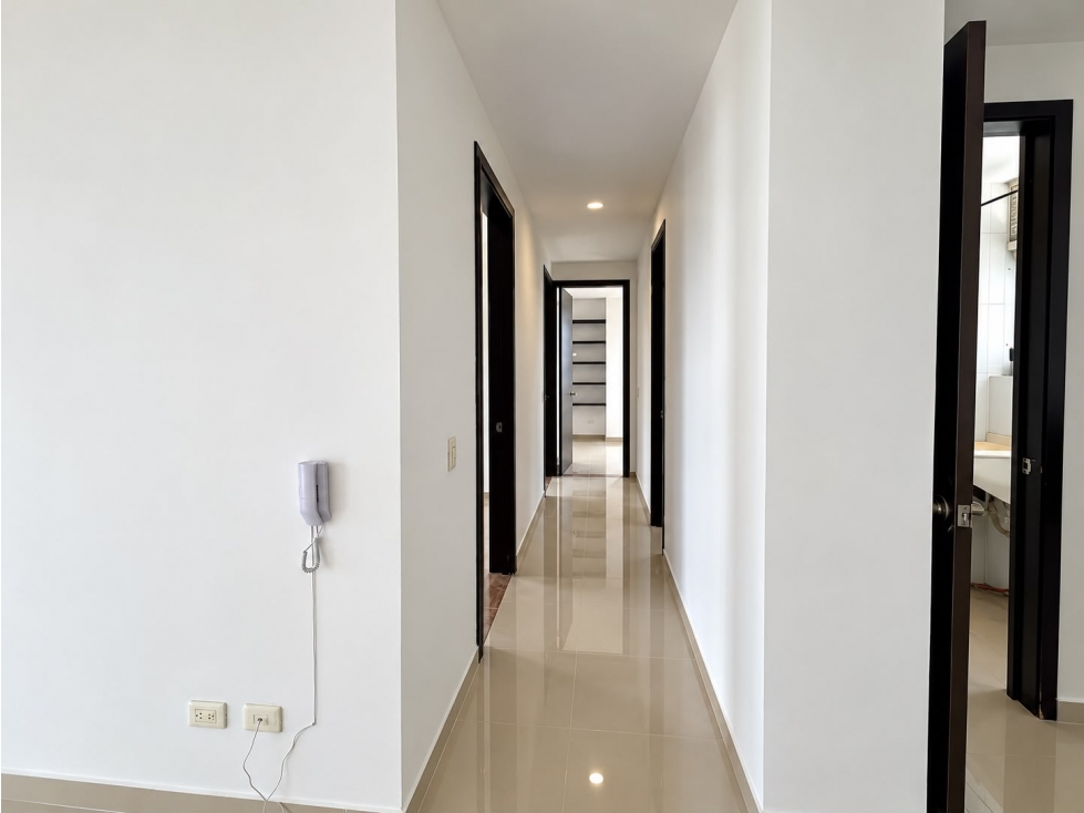 APARTAMENTO EN RENTA EN AV. 19 NORTE — foto 5
