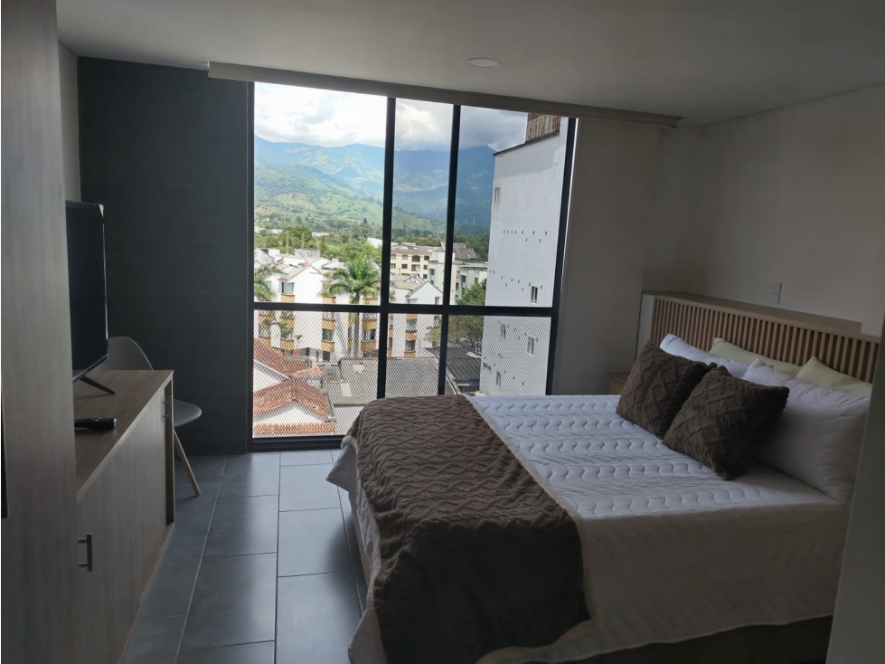 SE RENTA APARTAESTUDIO AMOBLADO BARRIO LAURELES