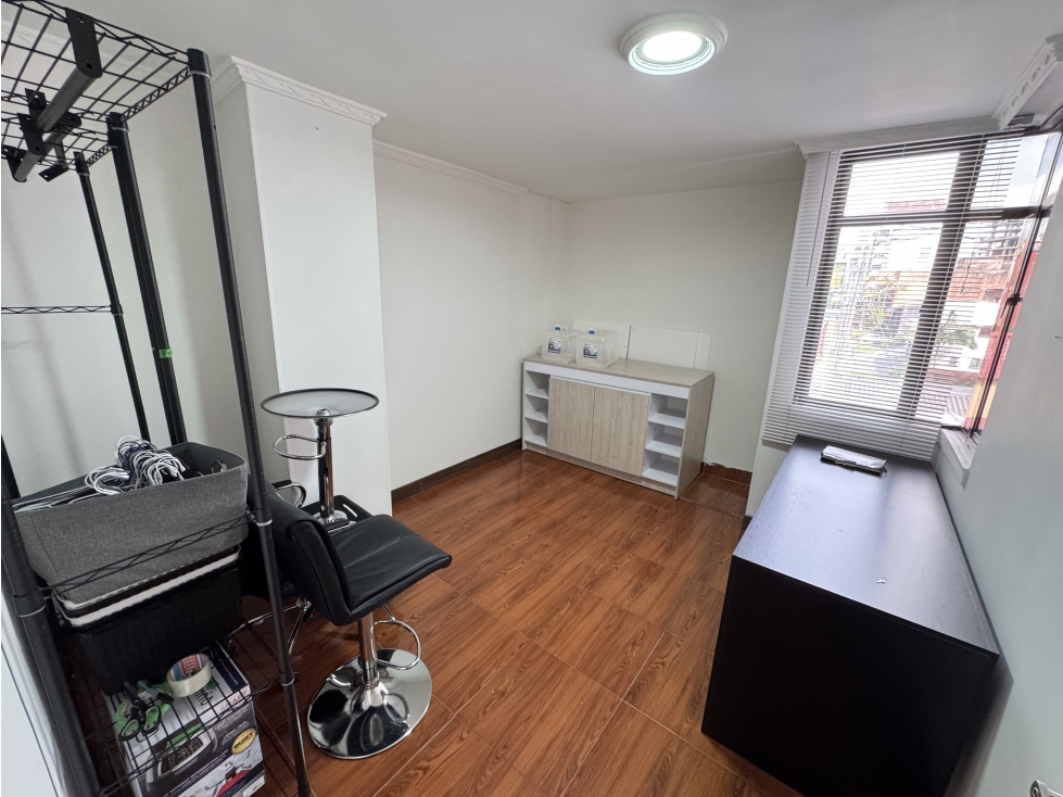 SE VENDE APARTAMENTO EN LA CASTELLANA — foto 4