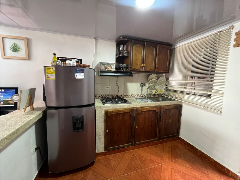 SE VENDE CASA EN EL BARRIO QUINTAS DE LA MARINA, SUR DE LA CIUDAD — foto 4