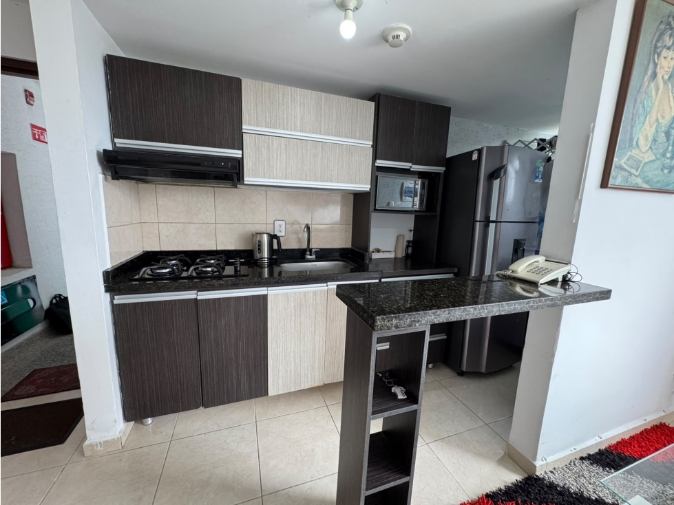 RENTA DE APARTAMENTO POR LA AVENIDA 19 NORTE — foto 6