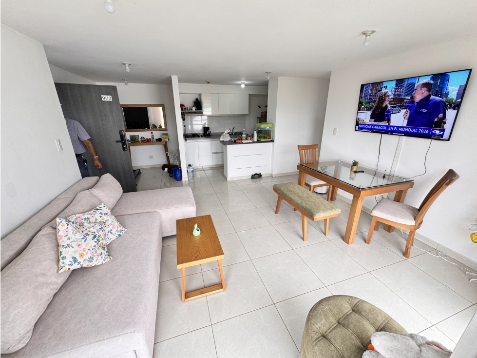 SE VENDE APARTAMENTO EN EL SECTOR DEL COLISEO DEL CAFE — foto 3