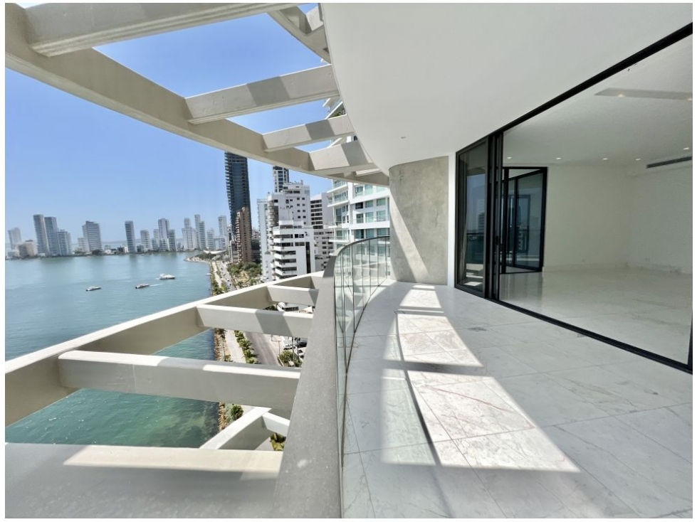 VENTA DE APARTAMENTO EN EL EXCLUSIVO EDIFICIO PORTOMARINE CARTAGENA