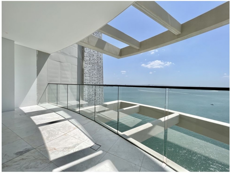 VENTA DE APARTAMENTO EN EL EXCLUSIVO EDIFICIO PORTOMARINE CARTAGENA — foto 4