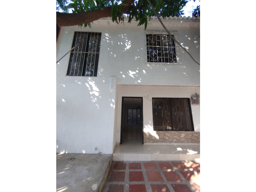 VENTA CASA SECTOR CATALINA 2000 SANTA MARTA