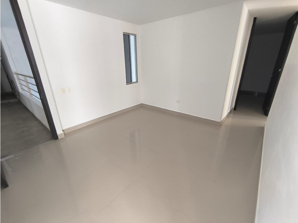APARTAMENTO EN VENTA EN SECTOR BAVARIA CON ILUMINACIÓN Y CONFORT — foto 5