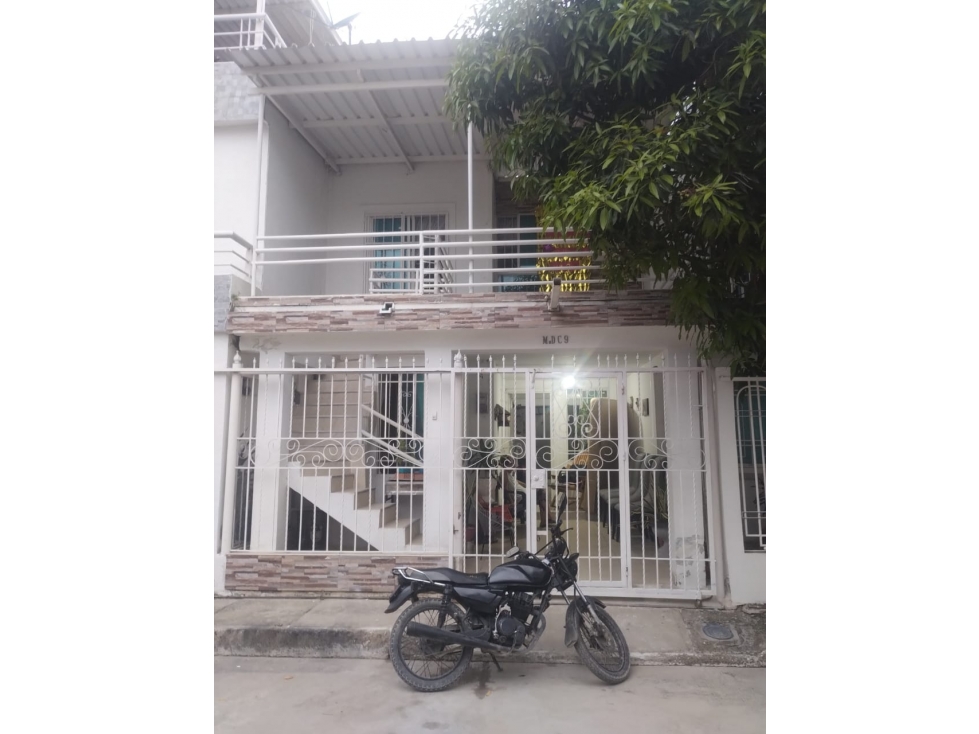 CASA EN VENTA SECTOR CIUDAD DEL SOL EN SANTA MARTA