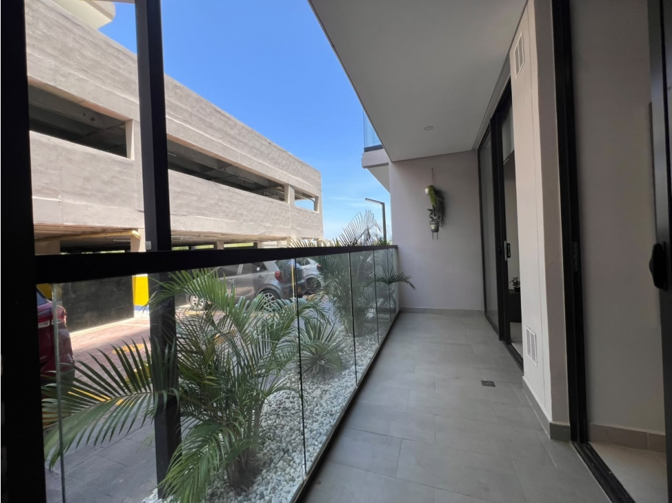 VENTA APARTAMENTO CERCA AL MAR PRIMER PISO AMOBLADO IDEAL PARA INVERS