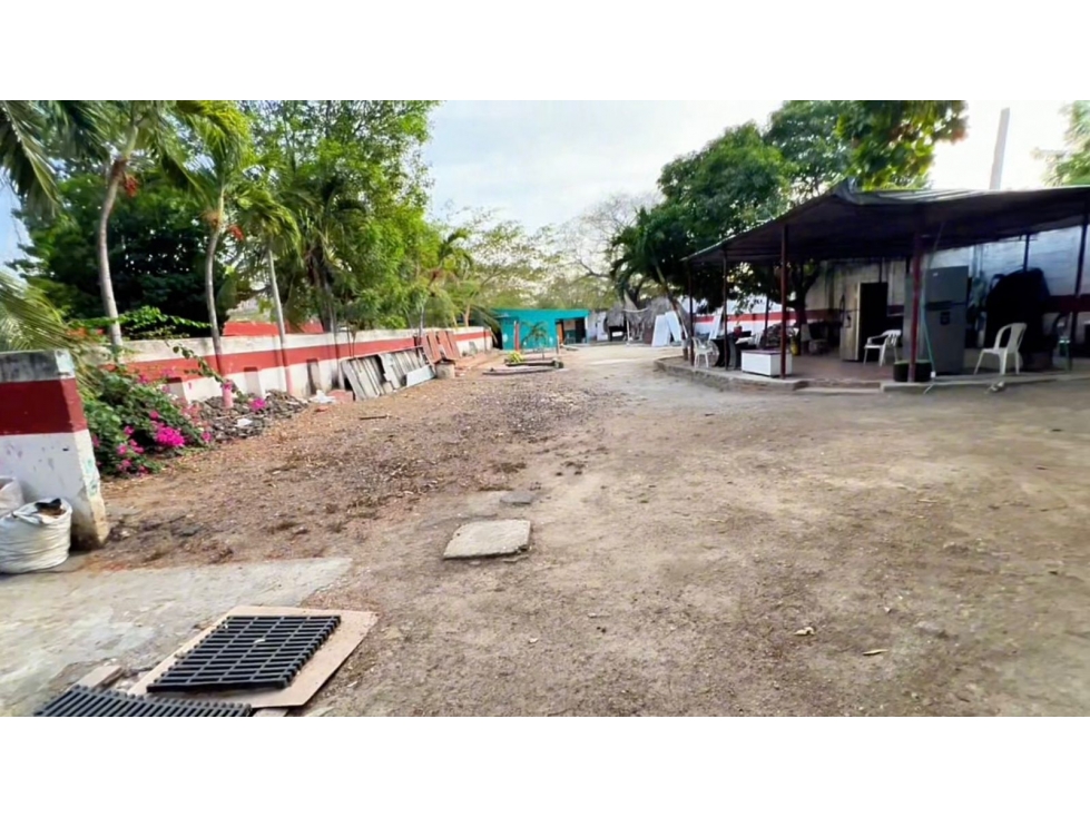VENTA Y/O ARRIENDO LOTE CON EXCELENTE UBICACION TRONCAL SANTA MARTA — foto 2