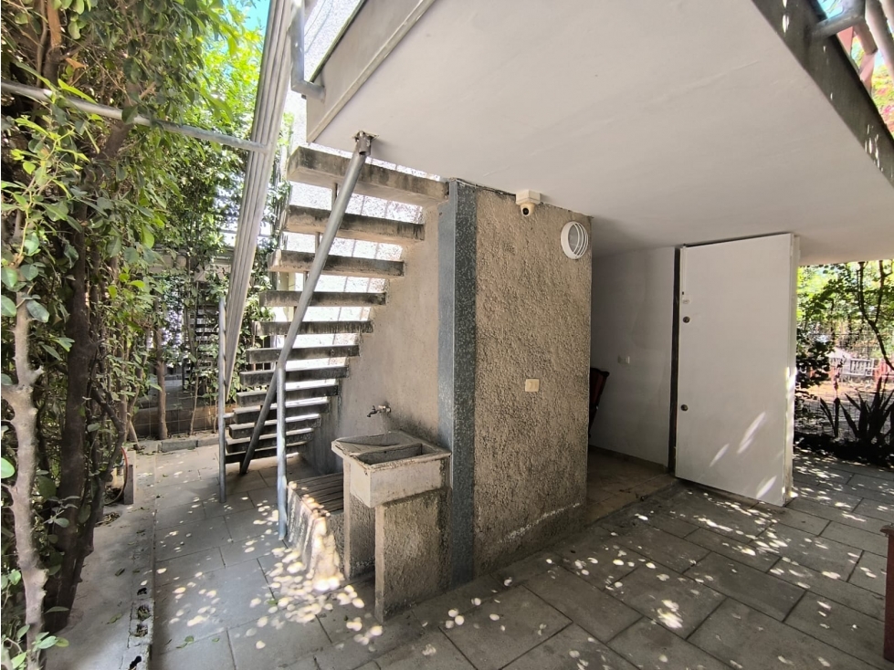 VENTA DE CASA PARA INVERSION EN EL SECTOR DE TEJARES DEL LIBERTADOR — foto 4