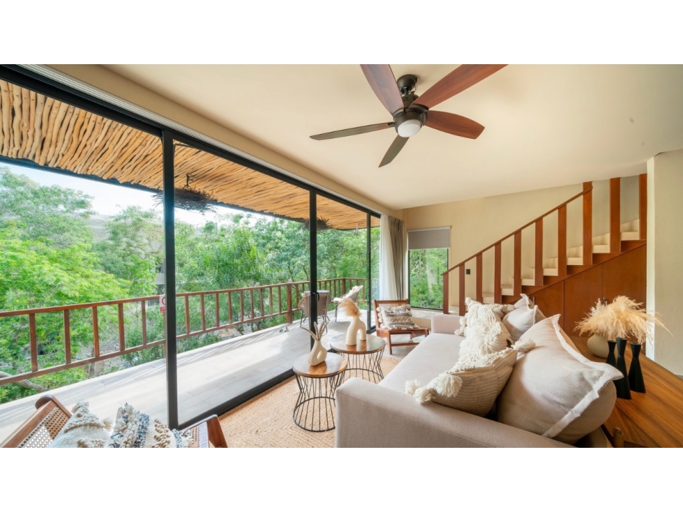 3-Bedroom Penthouse with Private Rooftop Pool