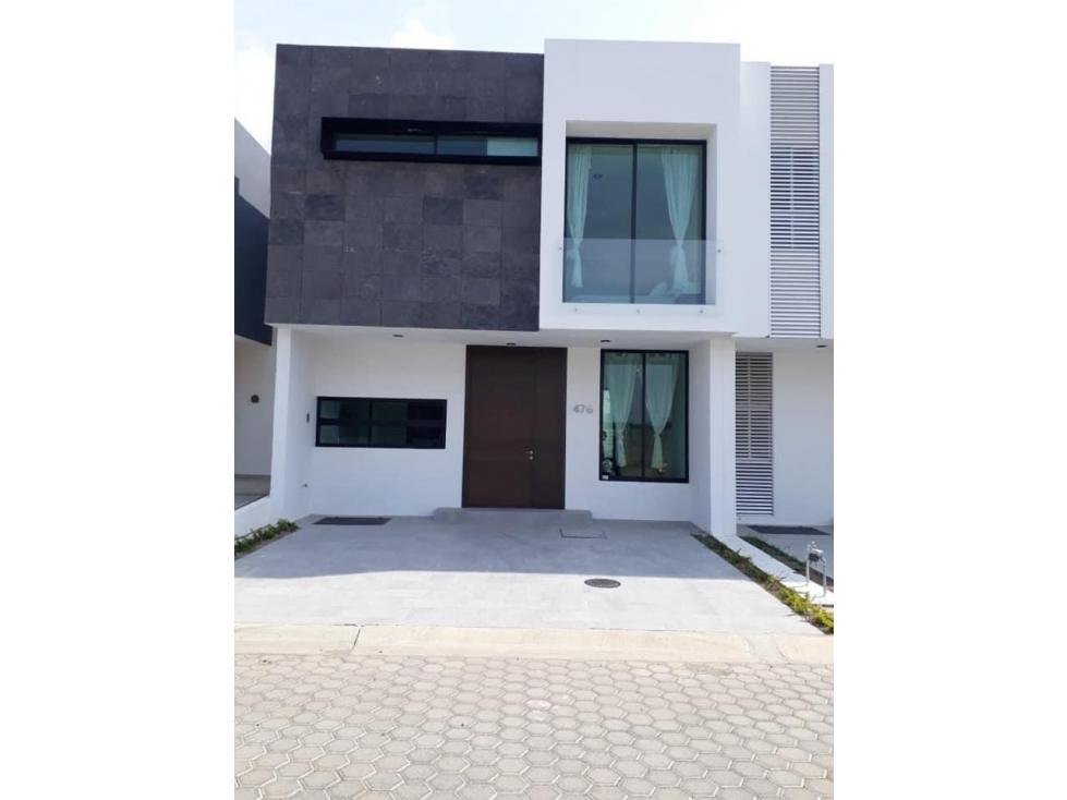 HERMOSA CASA EN VENTA EN EL ALCÁZAR (CASA FUERTE)