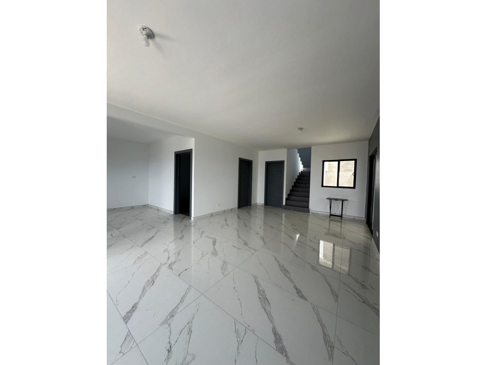 VENTA DE RESIDENCIA CON VISTA AL MAR EN COLINAS DEL SAUZAL ENSENADA - 4
