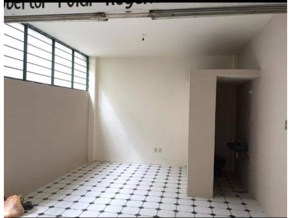 PROMOCION DECEMBRINA EDIFICIO 7 LOCALES Y CASA HABITACION URIANGATO - 3