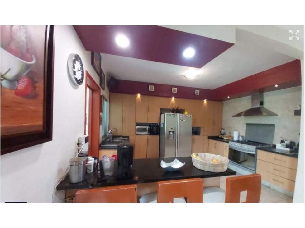 HERMOSA CASA EN VENTA EN RESIDENCIAL ESMERALDA NORTE COLIMA — foto 3