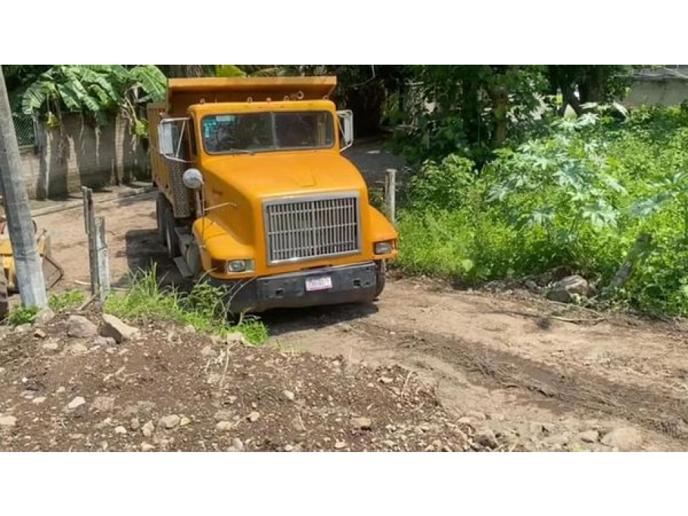 EN VENTA TERRENO CAMPESTRE URBANO EN EL POBLADO DE JOYITAS COLIMA - 1