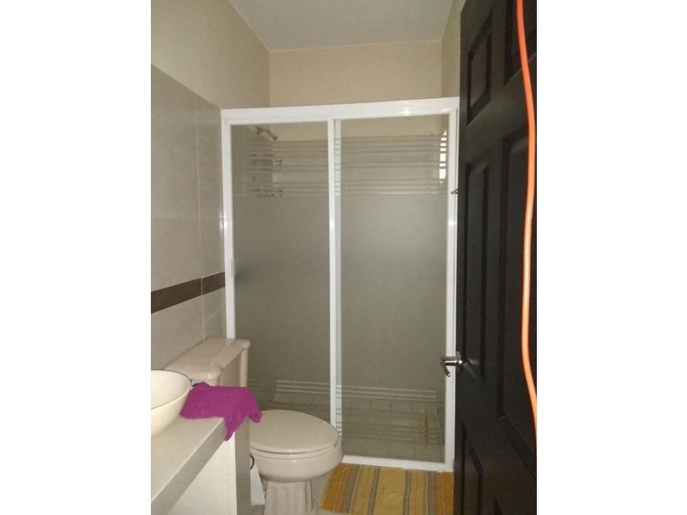 HERMOSA CASA EN ESQUINA EN FRACC. RINCONADA DEL PEREYRA COLIMA — foto 3