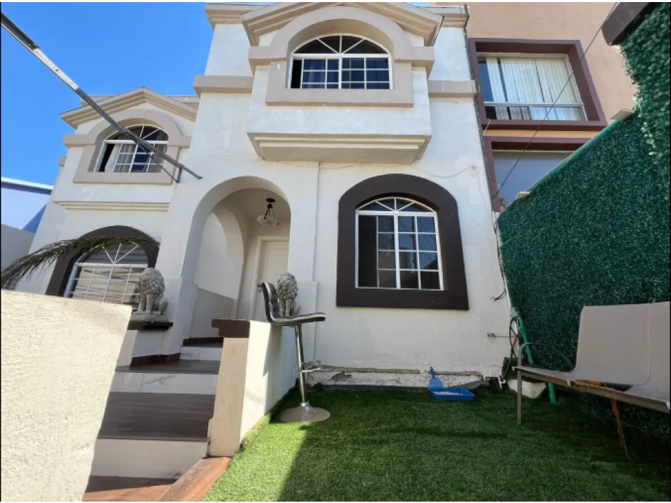 VENTA CASA PLAYAS DE TIJUANA SECCIÓN JARDINES A LA PRIVADA PERLA BAHÍA