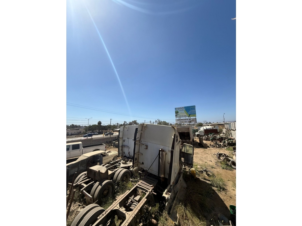 VENTA DE TERRENO CARRETERA TRANSPENINSULAR EN CHAPULTEPEC, ENSENADA