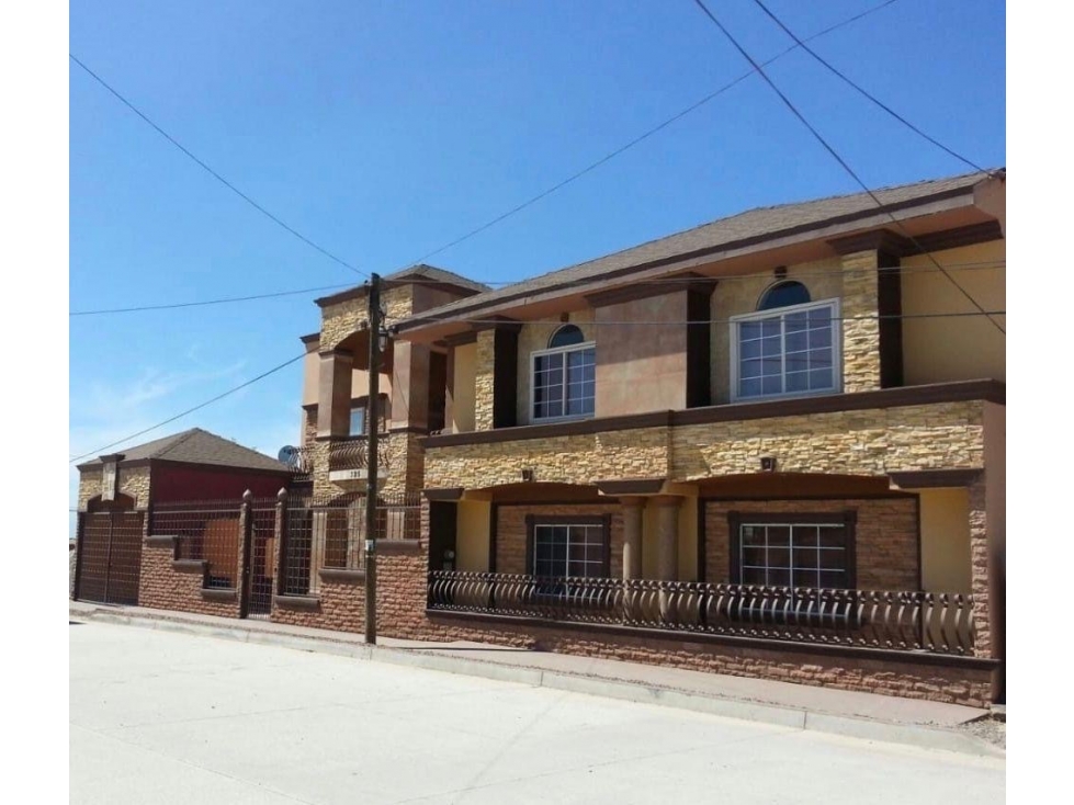 VENTA DE CASA EN ZONA SUR MANEADERO (PARTE ALTA), ENSENADA