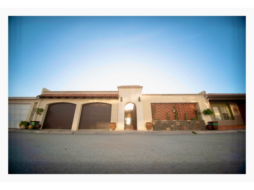 VENTA CASA NUEVA ESTILO HACIENDA EN RANCHO DEL MAR PLAYAS DE ROSARITO