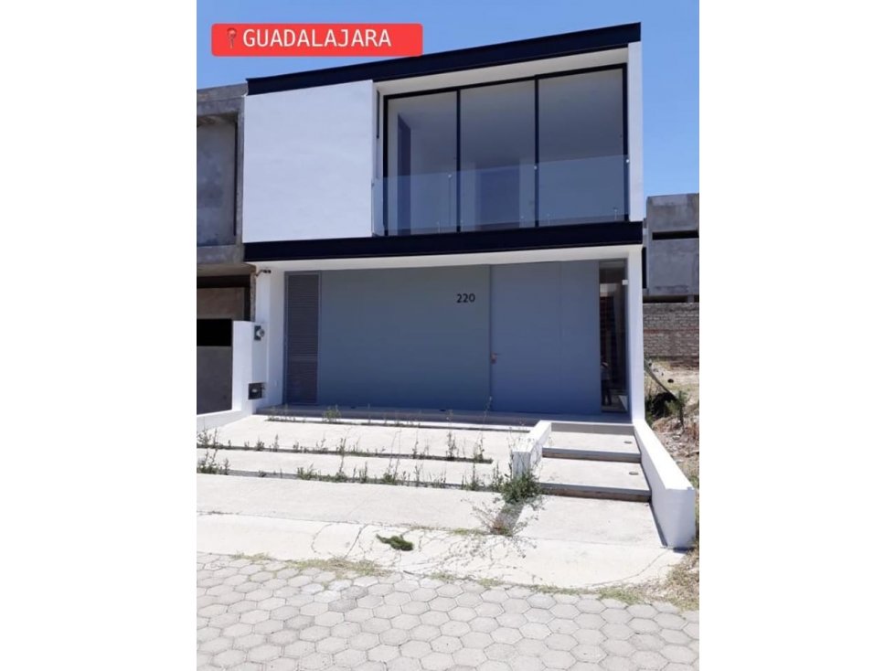 HERMOSA CASA EN VENTA EN GUADALAJARA JALISCO
