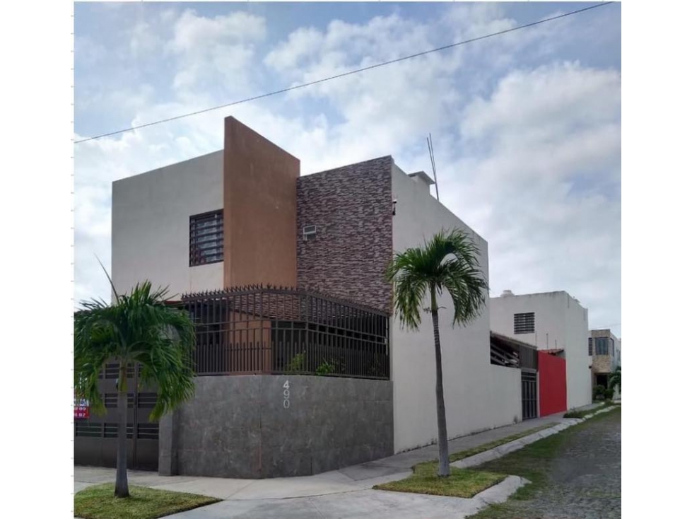 HERMOSA CASA EN ESQUINA EN FRACC. RINCONADA DEL PEREYRA COLIMA — foto 2