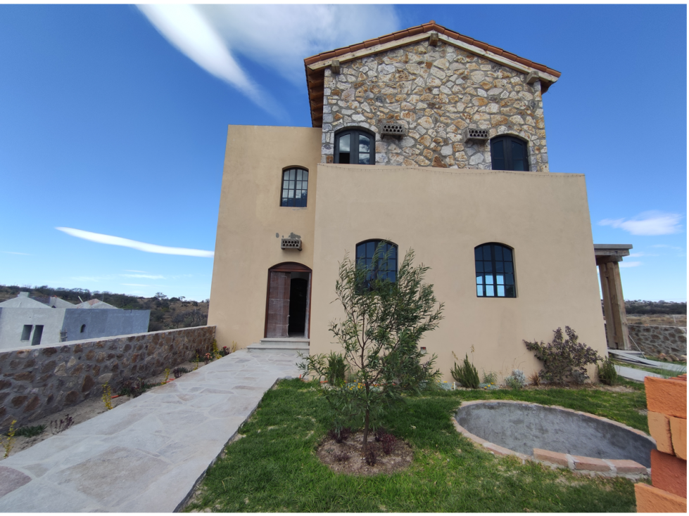 VILLA EN VENTA EN ALBORADA SAN MIGUEL MODELO DON EMILIO B1 DESDE - 2