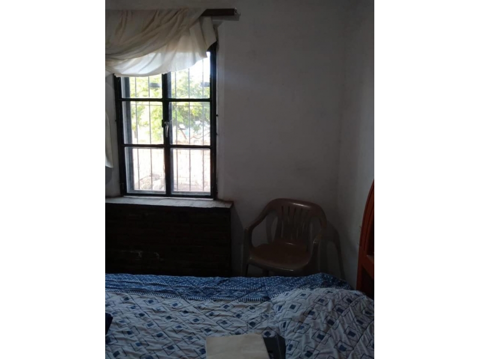 BELLISIMA CASA EN EL CHIVATO COLIMA, CERCA DE LA CARRETERA — foto 4